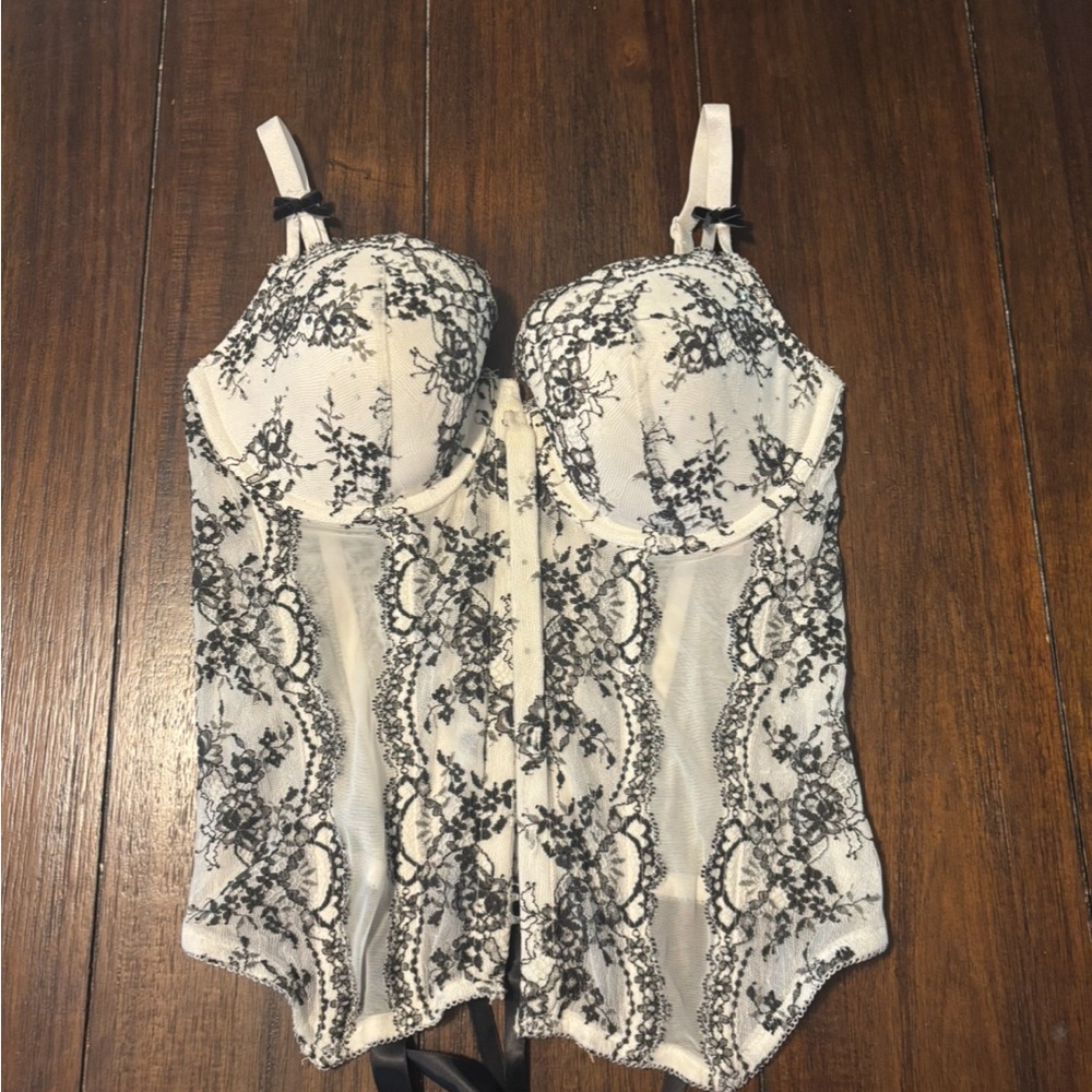 Victoria’s Secret corset